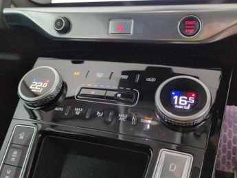 Jaguar I-PACE 400 90kWh SE 4WD (400 ps) - REVERSE CAM - HEATED STEERING - LANE