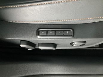 Cupra Formentor 1.4 eHybrid 12.8kWh V2 Plug-in DSG (204 ps) - LED - REVERSE CAM