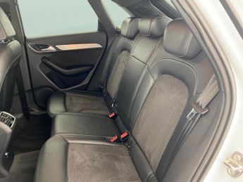 Audi Q3 2.0 TDI S line Plus S Tronic quattro (184 ps) - ALCANTARA - LED 