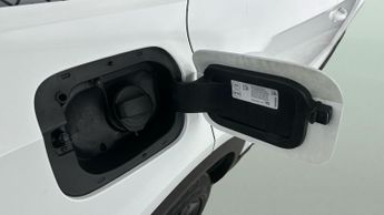 Volkswagen T-Roc 1.5 TSI EVO Black Edition DSG (150 ps) - CARPLAY - LED - DAB