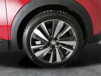 Peugeot 3008 1.2 PureTech GT Line Premium EAT (130 ps) - CARPLAY - LED - REVE