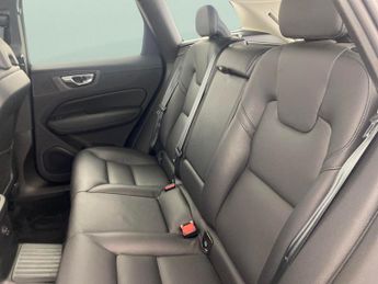 Volvo XC60 2.0h T6 Recharge 11.6kWh Inscription Expression Plug-in AWD (340