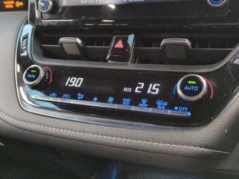 Toyota Corolla 1.8 VVT-h GPF Design CVT (122 ps) - AUTO PARK - LED - REVERSE CA