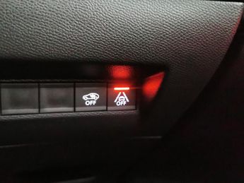 Peugeot E-2008 50kWh GT (7kW Charger) (136 ps) - REVERSE CAM - NAV - HEATED SEA