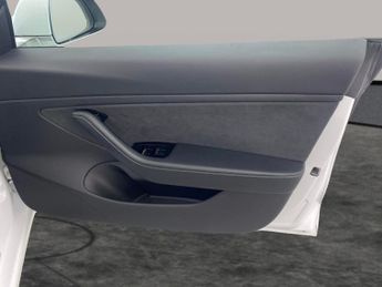 Tesla Model 3 (Dual Motor) Long Range 4WDE (346 ps) - AUTO PARK - LED - REVERS