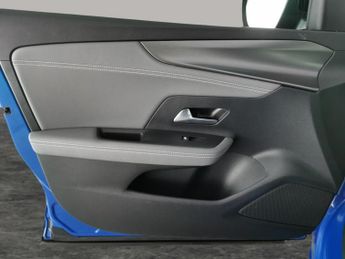 Vauxhall Mokka Electric 50kWh Elite Nav Premium (136 ps) - REVERSE CAM - HEATED SEATS - 