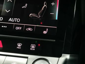 Audi e-tron 50 S line quattro 71.2kWh (313 ps) - B&O AUDIO - LED - REVERSE C