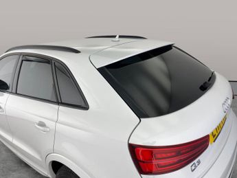 Audi Q3 2.0 TDI S line Plus S Tronic quattro (184 ps) - ALCANTARA - LED 