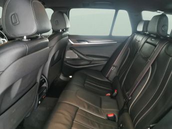 BMW 5 Series 2.0 520d MHT M Sport Touring Steptronic (190 ps) - SUN PROTECTIO