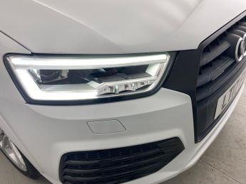 Audi Q3 2.0 TDI S line Plus S Tronic quattro (184 ps) - ALCANTARA - LED 