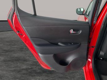 Nissan Leaf 39kWh Acenta (150 ps) - BLIND SPOT ASSIST - INTELLIGENT LANE INT