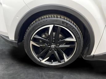 Toyota C-HR 1.8 VVT-h GR SPORT CVT (122 ps) - HEATED SEATS - LANE DEPARTURE 