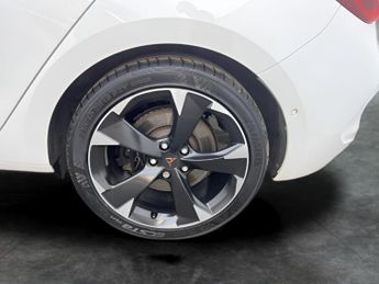 Cupra Leon 2.0 TSI VZ1 DSG (245 ps) - AUTO PARK - LED - REVERSE CAM