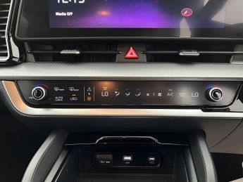 Kia Sportage 1.6 h T-GDi GT-Line (226 bhp) - BLUETOOTH - CRUISE - PADDLE SHIF