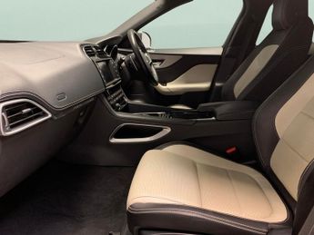 Jaguar F-PACE 2.0 D240 R-Sport AWD (240 ps) - XENONS - BLUETOOTH - PADDLE SHIF