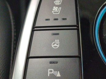 Kia Niro 64kWh 4+ (201 bhp) - LED - REVERSE CAM - NAV