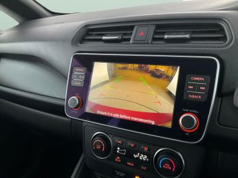 Nissan Leaf 39kWh Acenta (150 ps) - BLIND SPOT ASSIST - INTELLIGENT LANE INT