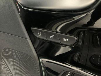 Kia Niro 64kWh 4+ (201 bhp) - LED - REVERSE CAM - NAV