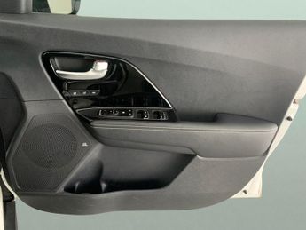 Kia Niro 64kWh 4+ (201 bhp) - LED - REVERSE CAM - NAV