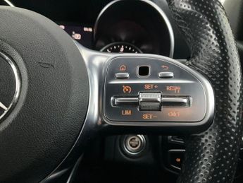 Mercedes-Benz C Class 2.0 C220d AMG Line G-Tronic+ (194 ps) - SELF PARK - LED - REVERS