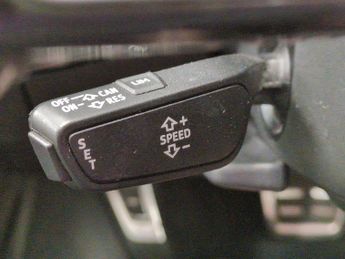 Audi A4 Avant 2.0 TFSI 35 Black Edition S Tronic (150 ps) - CRUISE - DRIVING M