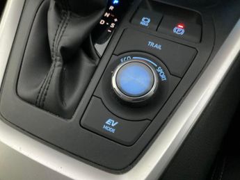 Toyota RAV4 2.5 VVT-h Black Edition CVT 4WD (222 ps) - LED - REVERSE CAM - N