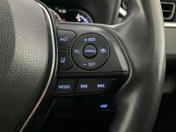 Toyota RAV4 2.5 VVT-h Black Edition CVT 4WD (222 ps) - LED - REVERSE CAM - N