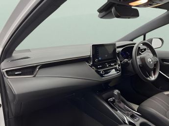 Toyota Corolla 1.8 VVT-h GPF GR SPORT CVT (122 ps) - REVERSE CAM - NAV - HEATED