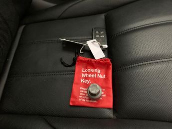 Land Rover Range Rover Evoque 1.5 P300e 12.2kWh S Plug-in 4WD (309 ps) - LANE DEPARTURE  - ELE