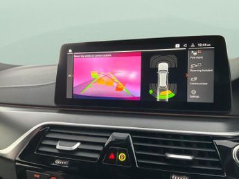 BMW 5 Series 2.0 520d MHT M Sport Touring Steptronic (190 ps) - KEYLESS ENTRY