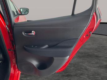 Nissan Leaf 39kWh Acenta (150 ps) - BLIND SPOT ASSIST - INTELLIGENT LANE INT