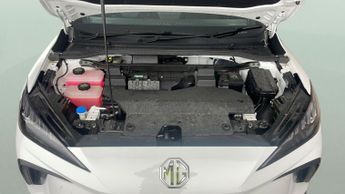 MG Mg4 64kWh SE Long Range (203 ps) - SPEED LIMIT RECOG - 17IN ALLOYS