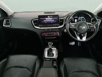 Kia Xceed 1.6 GDi 8.9kWh First Edition Plug-in DCT (139 bhp) - AUTO PARK -