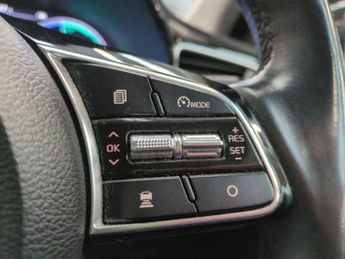 Kia Xceed 1.6 GDi 8.9kWh First Edition Plug-in DCT (139 bhp) - PARK ASSIST