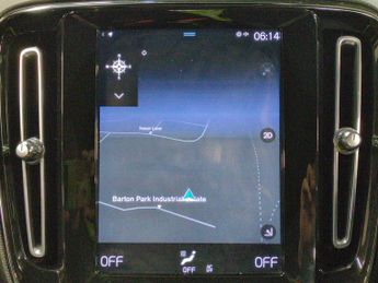 Volvo XC40 1.5h T4 Recharge 10.7kWh R-Design Plug-in (211 ps) - SENSUS SAT 