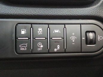 Kia Xceed 1.6 GDi 8.9kWh First Edition Plug-in DCT (139 bhp) - AUTO PARK -