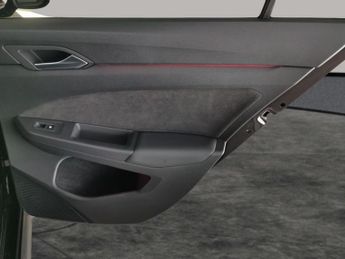 Volkswagen Golf 2.0 TSI GTI DSG (245 ps) - HEATED STEERING - BLUETOOTH - DIGITAL