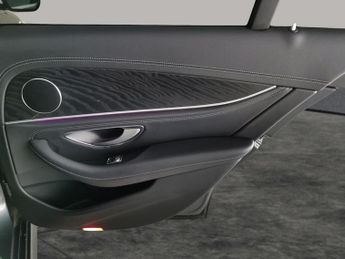 Mercedes-Benz E Class 2.0 E200 AMG Line G-Tronic+ (184 ps) - REVERSE CAM - NAV - ALCAN