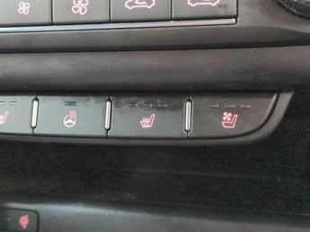 Kia Xceed 1.6 GDi 8.9kWh First Edition Plug-in DCT (139 bhp) - AUTO PARK -