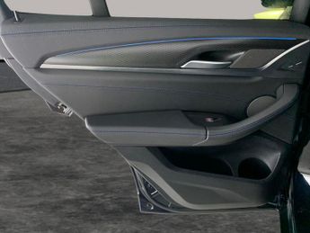 BMW iX3 80kWh M Sport Pro (286 ps) - HUD - PARK ASSIST - HK AUDIO