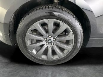 Land Rover Range Rover Velar 2.0 D200 MHEV R-Dynamic SE 4WD (204 ps) - LED - MERIDIAN AUDIO