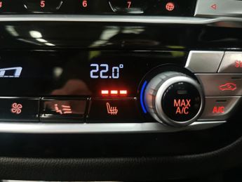 BMW iX3 80kWh Premier Edition Pro (286 ps) - FRONT AND REAR PARKING CAME