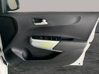 Kia Picanto 1.0 DPi X-Line S AMT (66 bhp) - HEATED STEERING - BLUETOOTH - CR