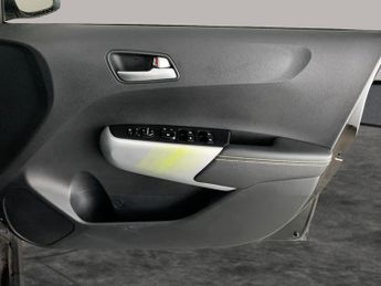 Kia Picanto 1.0 DPi X-Line S AMT (66 bhp) - HEATED STEERING - BLUETOOTH - CR