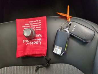 Kia Niro 64.8kWh 3 (201 bhp) - NAV - HEATED STEERING - BLIND SPOT ASSIST