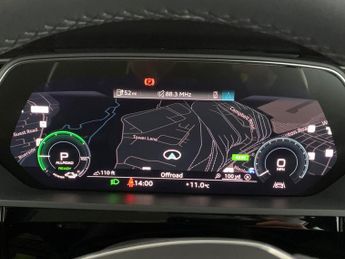 Audi e-tron 50 Technik quattro 71.2kWh (11kW Charger) (313 ps) - LED - REVER