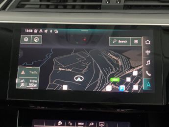 Audi e-tron 50 Technik quattro 71.2kWh (11kW Charger) (313 ps) - LED - REVER