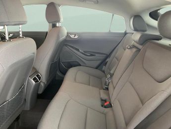 Hyundai Ioniq 38.3kWh Premium (136 ps) - LED - REVERSE CAM - SAT NAV