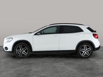 Mercedes-Benz GLA 1.6 GLA180 Urban Edition 7G-DCT (122 ps) - BLUETOOTH - KEYLESS-G