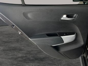 Kia Picanto 1.0 DPi X-Line S AMT (66 bhp) - HEATED STEERING - BLUETOOTH - AI